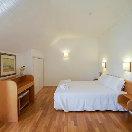 Morgado - River And By Pch Padroes (Vila Real)