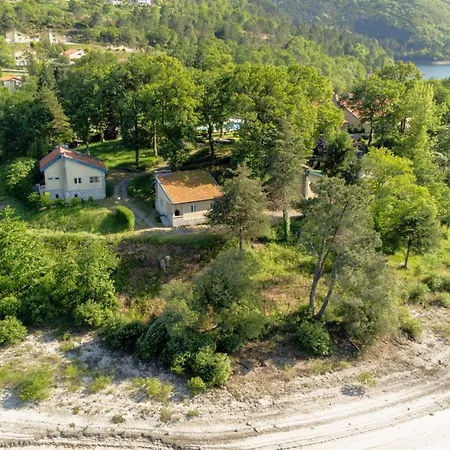 Herberg Morgado - River And By Pch Padroes (Vila Real)