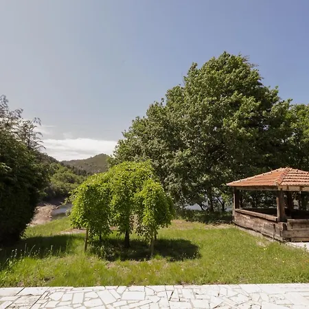 Morgado - River And By Pch Inn Padroes (Vila Real)