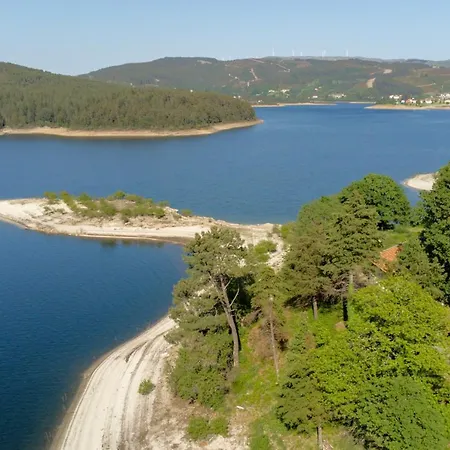 Morgado - River And By Pch Värdshus Padroes (Vila Real)
