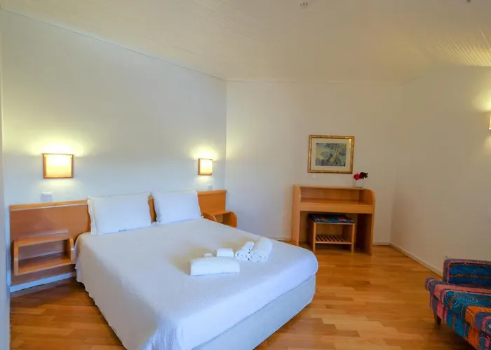 Morgado - River And By Pch * Padroes (Vila Real)